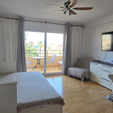 Estudio En Torrevieja A 700 M Del Mar Exterior photo